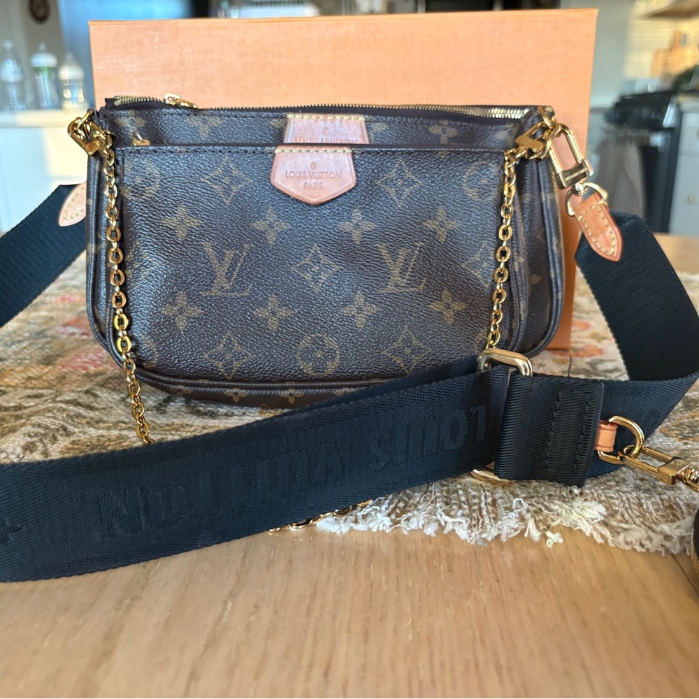 Louis Vuitton Monogram Canvas Multi Pochette Purse and Strap - Picture 2 of 8